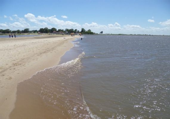 Laguna Merín - Casas en el Este