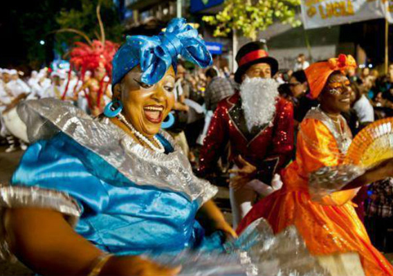 carnaval parquie del plata.jpg