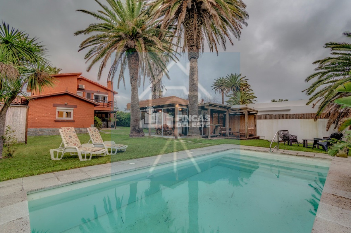 Casa en alquiler anual y venta! ubicación única