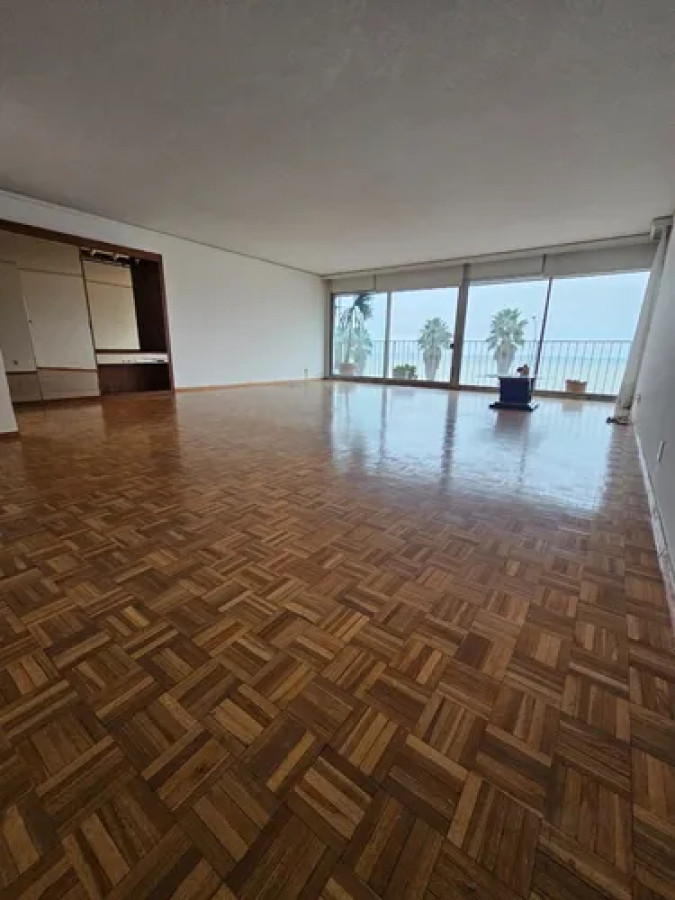 Alquiler Apartamento 3 Dormitorios 3 Baños Cochera Pocitos · Foto 1