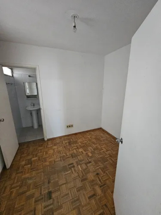 Alquiler Apartamento 3 Dormitorios 3 Baños Cochera Pocitos · Foto 11