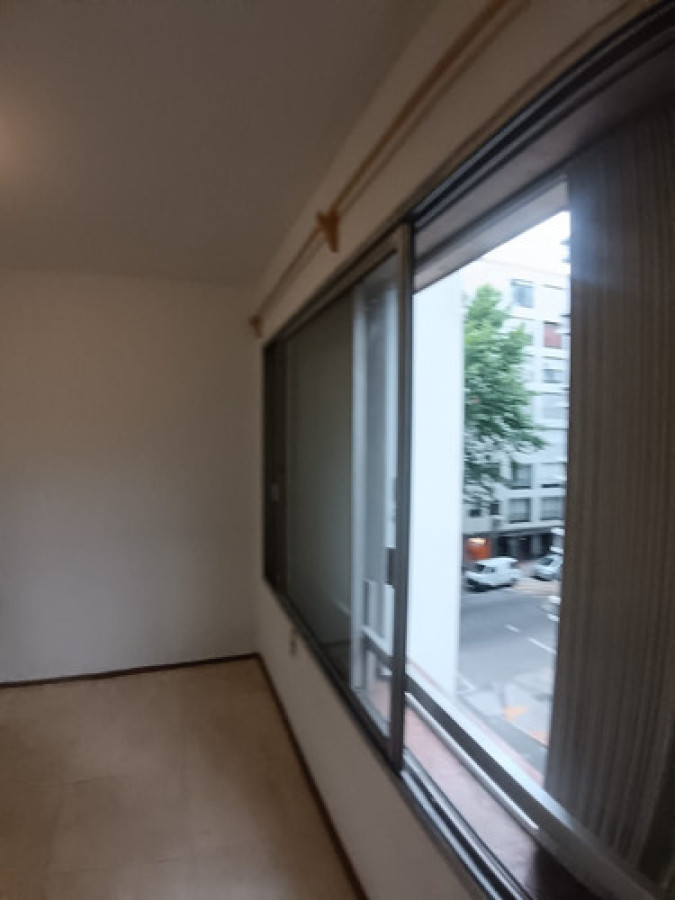 Alquiler de apartamento 1 dormitorio en el Centro · Foto 7