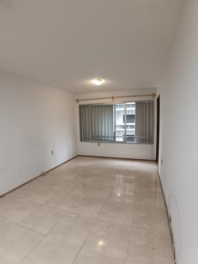 Alquiler de apartamento 1 dormitorio en el Centro · Foto 8