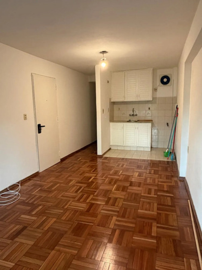 ALQUILER APARTAMENTO DE UN DORMITORIO EN CORDÓN · Foto 3