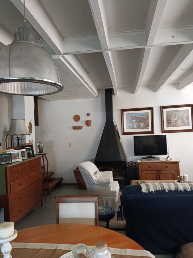 Alquiler Casa Amoblada 3 Dormitorios 2 Baños Garaje En Prado · Foto 2