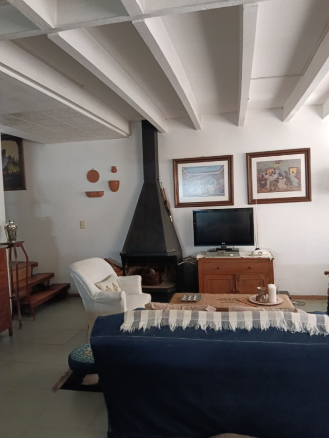 Alquiler Casa Amoblada 3 Dormitorios 2 Baños Garaje En Prado · Foto 4