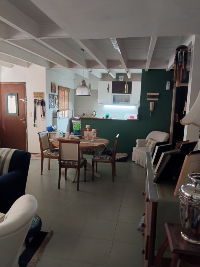 Alquiler Casa Amoblada 3 Dormitorios 2 Baños Garaje En Prado · Foto 1