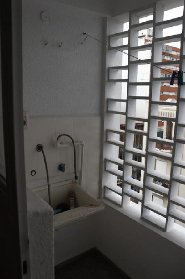 Alquiler Apartamento 2 Dormitorios Luminoso Y Seguro Centro · Foto 6