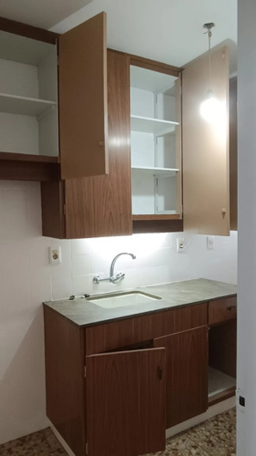 Alquiler Apartamento 2 Dormitorios Luminoso Y Seguro Centro · Foto 7