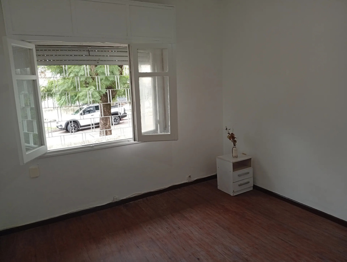 Alquiler Apartamento 2 Dormitorios Al Frente En Malvin · Foto 4