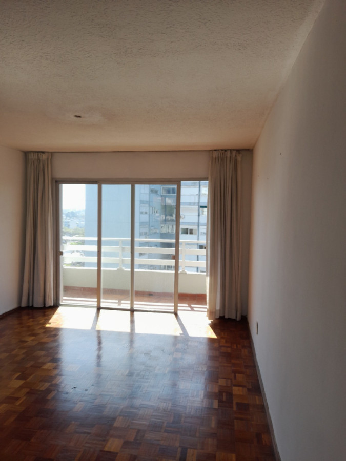 Alquiler Apartamento 2 Dormitorios 2 Baños En Parque Batlle