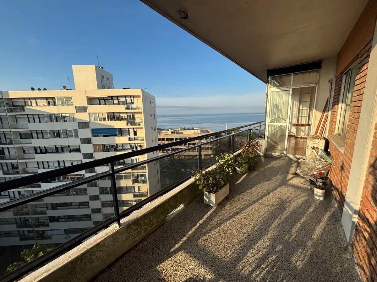 Alquiler Apartamento 3 Dormitorios Balcón Garaje Parque Rodó