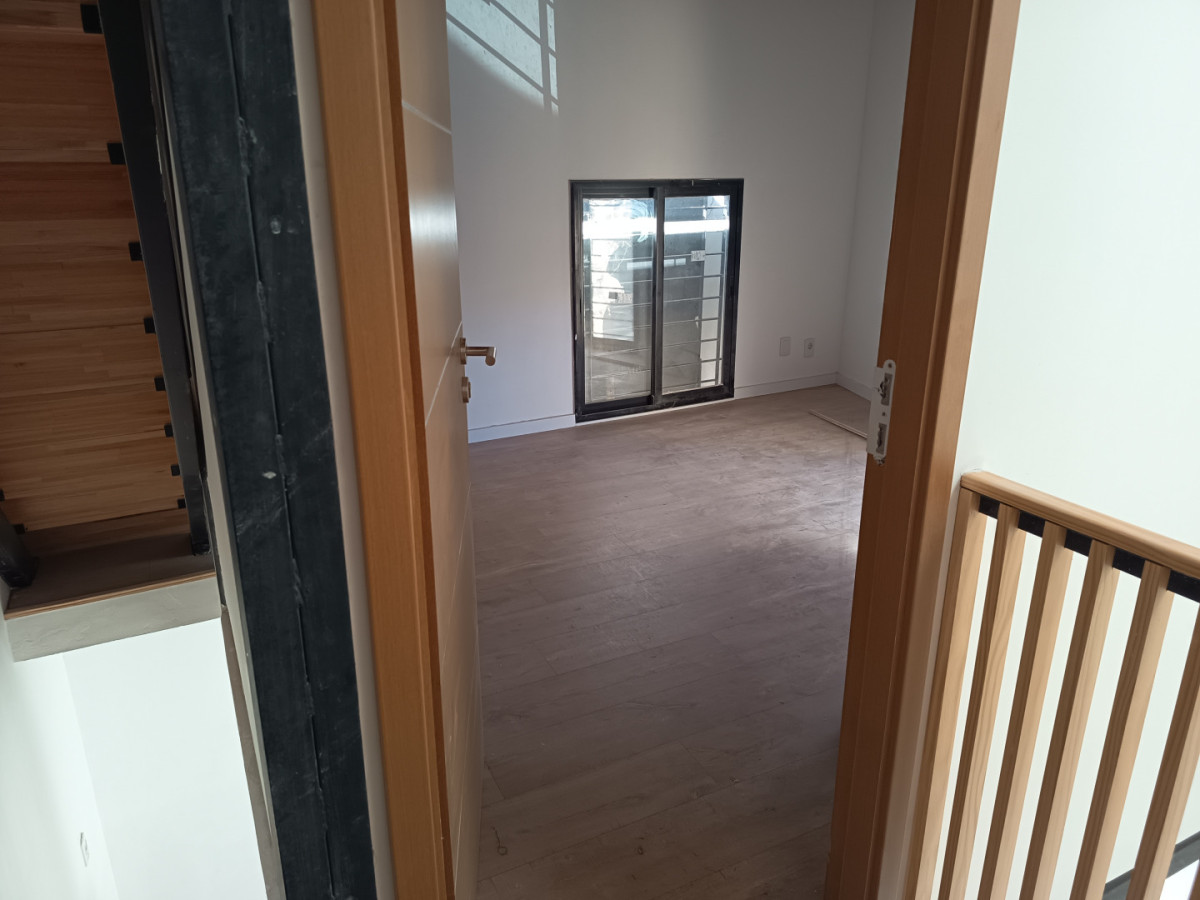 Venta Apto Casa Duplex Cordón 1 Dormitorio Azotea Reciclado