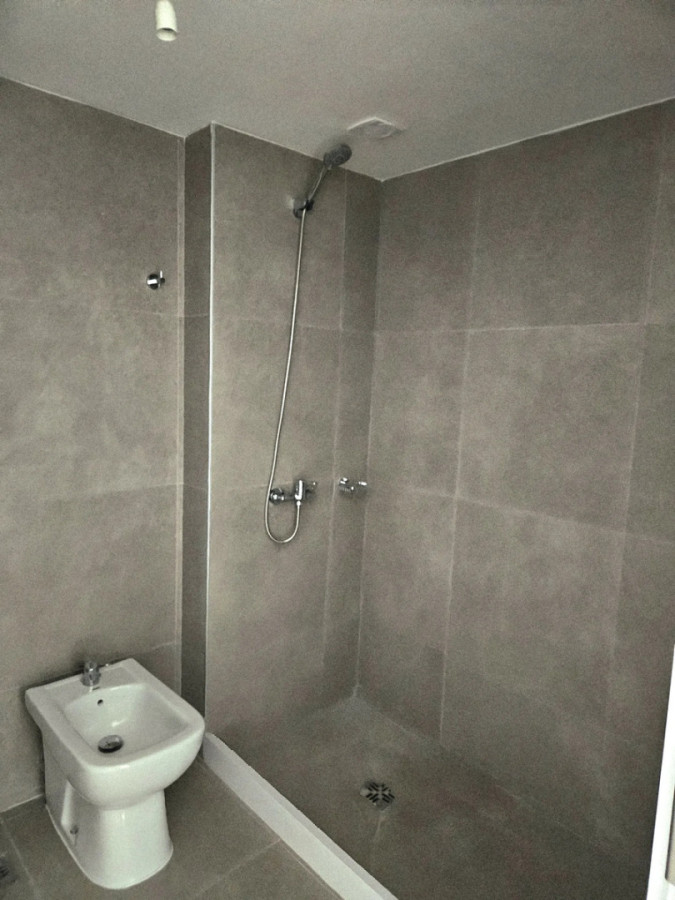 Alquiler Apartamento A Estrenar Semiequipado De 1 Dormitorio En Tres Cruces · Foto 10