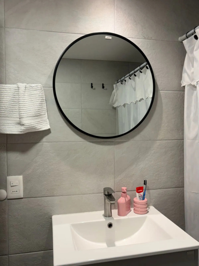 Alquiler De Monoambiente Con Balcón Excelente Estado En Cordón · Foto 10