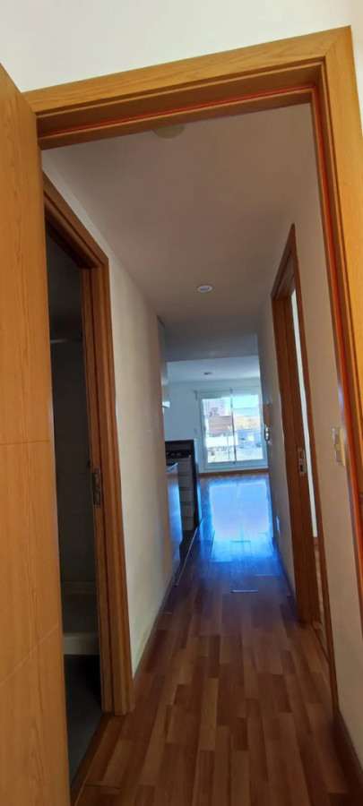 Alquiler Apartamento 2 Dormitorios Excelente Estado En Cordón · Foto 11