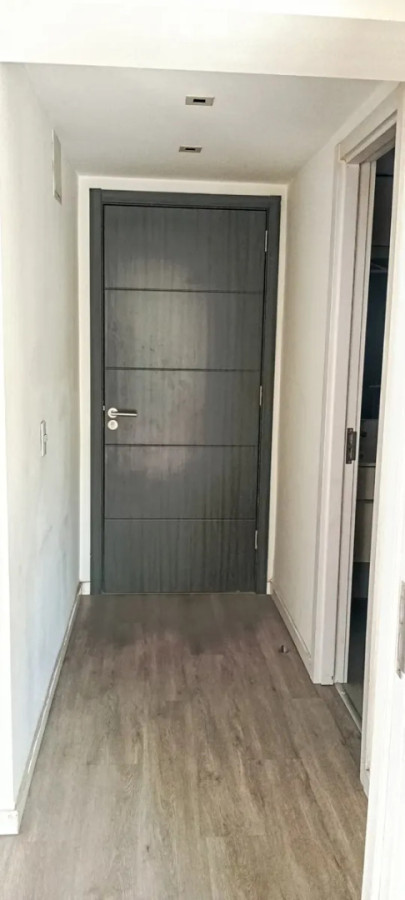Alquiler Apartamento 1 Dormitorio Amueblado Edificio Moderno En Centro · Foto 5