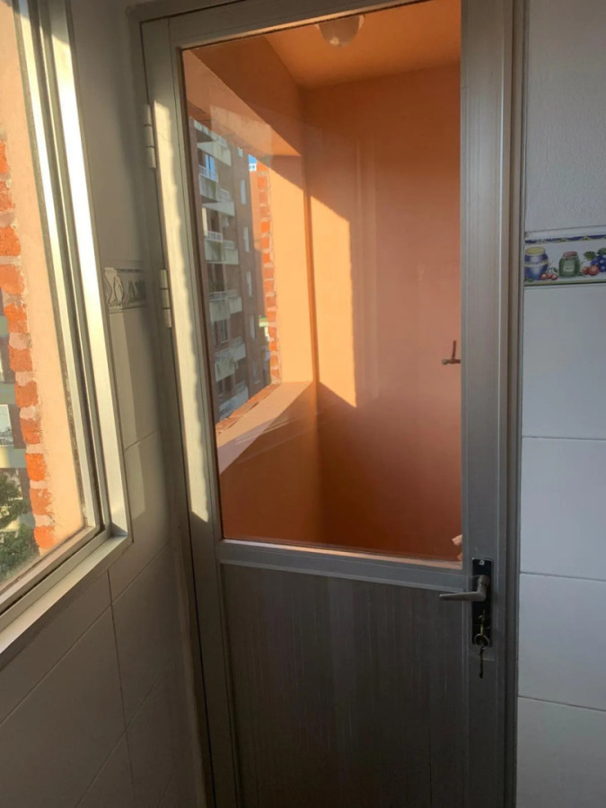 Alquiler Apartamento De 1 Dormitorio Balcón Al Frente Muy Luminoso Excelente Estado En Cordón · Foto 9