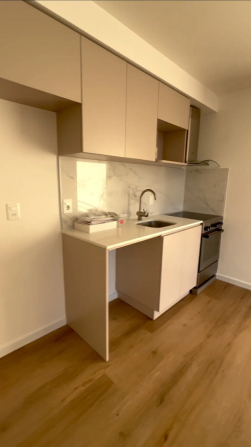 Alquiler Apartamento A Estrenar Semiequipado De 1 Dormitorio Al Frente Tres Cruces · Foto 5
