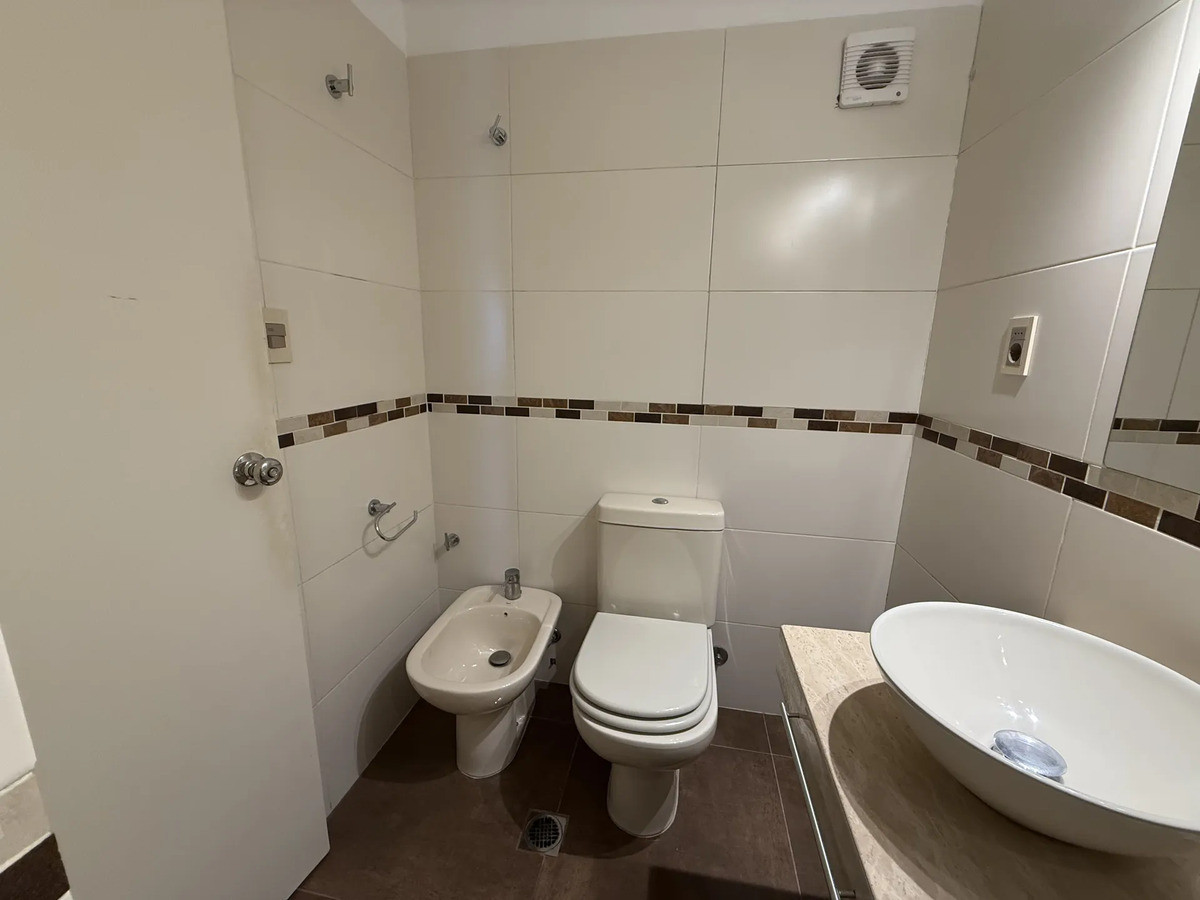 Alquiler Apartamento 1 Dormitorio Terraza A 2 Cuadras La Rambla En Pocitos · Foto 12