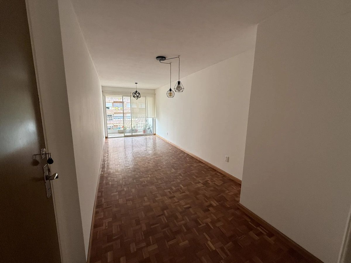 Alquiler Apartamento 1 Dormitorio Terraza A 2 Cuadras La Rambla En Pocitos · Foto 3