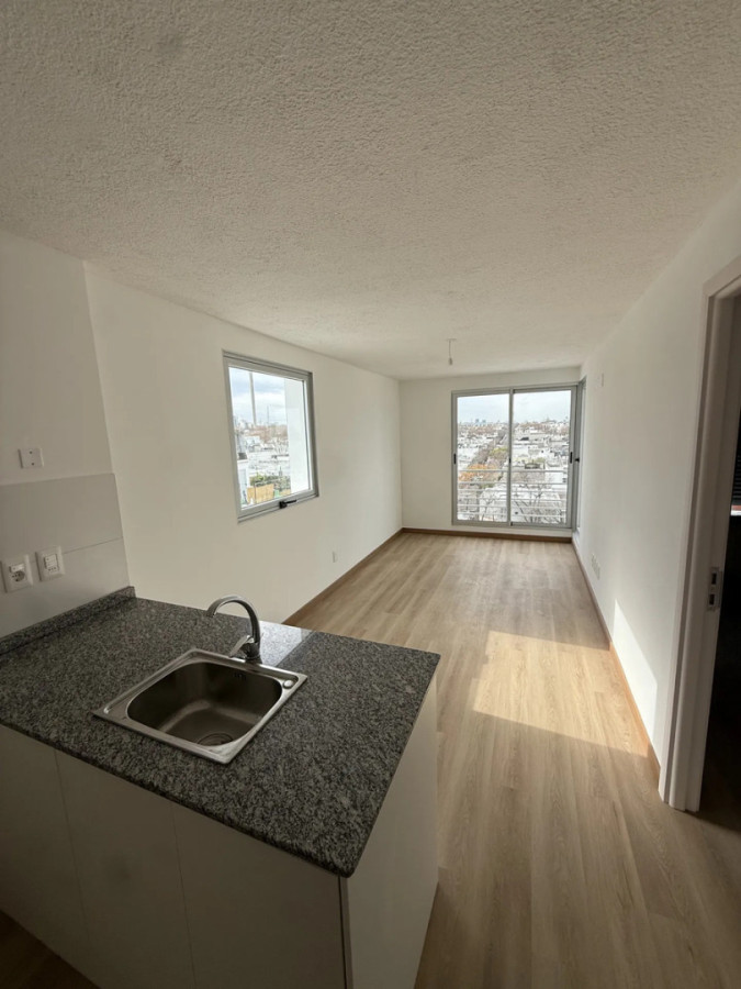Alquiler Apartamento A Estrenar 1 Dormitorio Terraza Garaje Vistas Despejadas En Barrio Sur · Foto 3