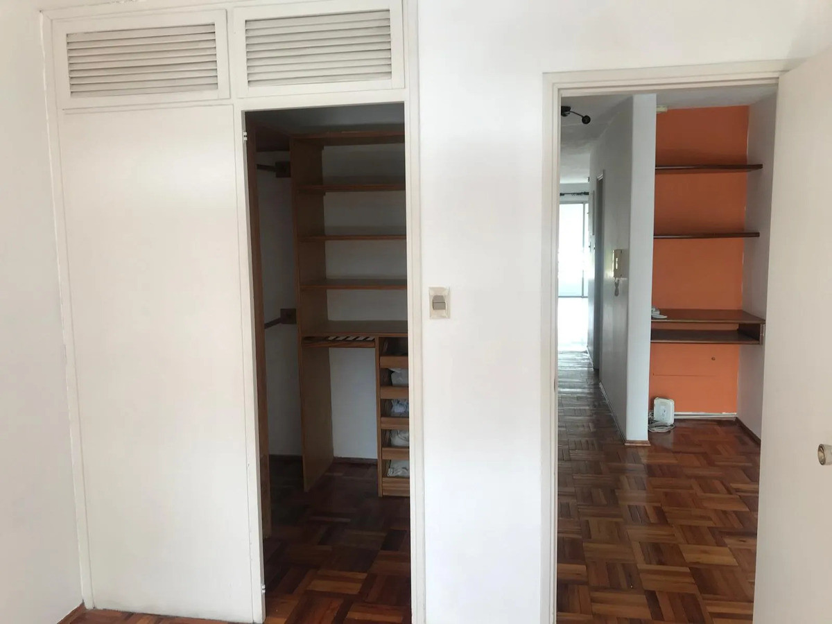 Alquiler Apartamento 1 Dormitorio Amplio Con Garaje En Pocitos · Foto 10
