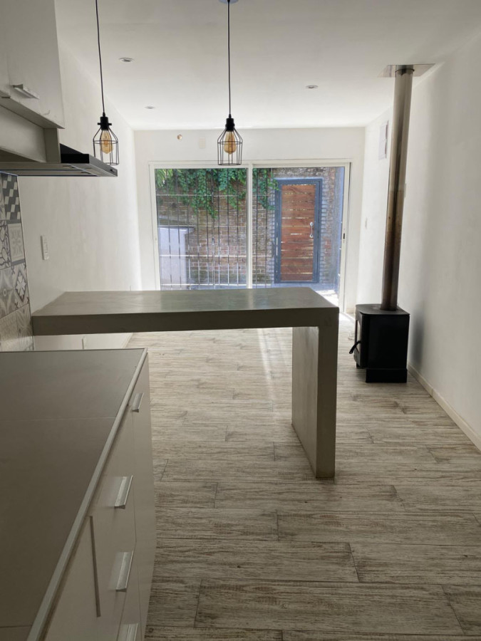 Alquiler Casa PH 1 Dormitorio Dos Patios Grandes Punta Gorda