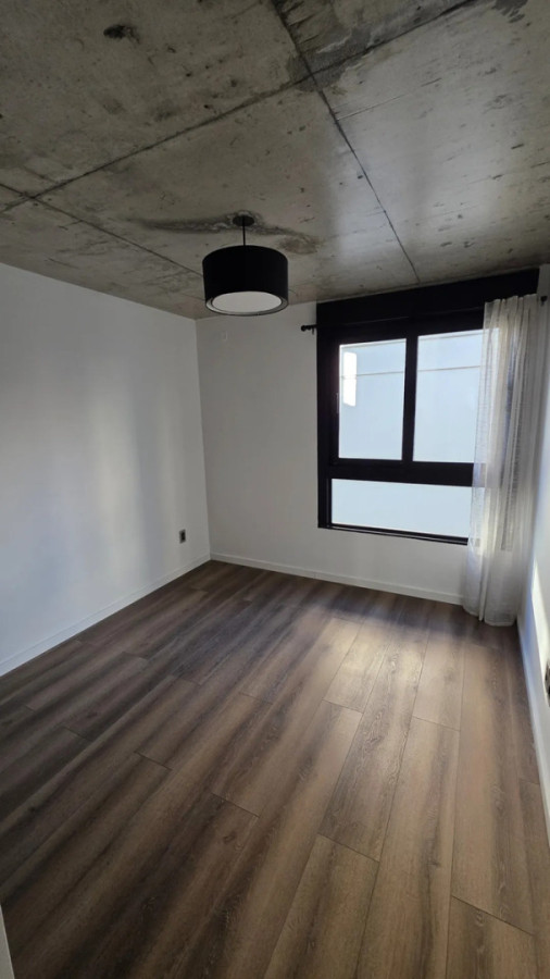 Alquiler Apartamento De 1 Dormitorio Balcón Al Frente Muy Luminoso Garaje En Pocitos Nuevo · Foto 8