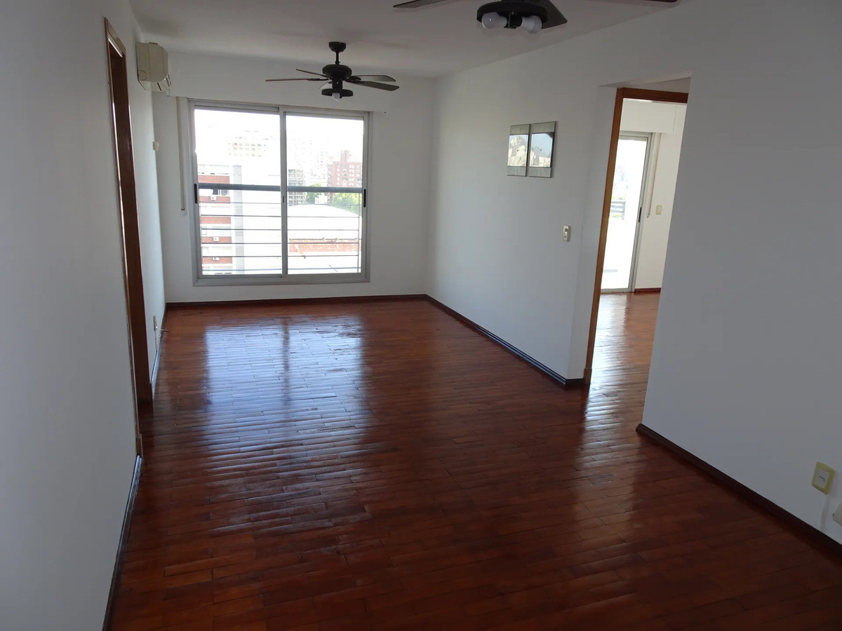 Alquiler Apartamento De 1 Dormitorio Muy Luminoso Con Vista A La Bahía En Aguada · Foto 4