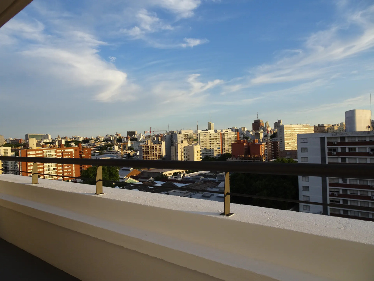 Alquiler Apartamento De 1 Dormitorio Muy Luminoso Con Vista A La Bahía En Aguada · Foto 3