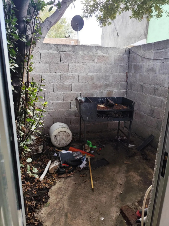 Alquiler De Monoambiente Amplio Y Luminoso A 2 Cuadras De Agraciada Y Bulevar Artigas · Foto 8