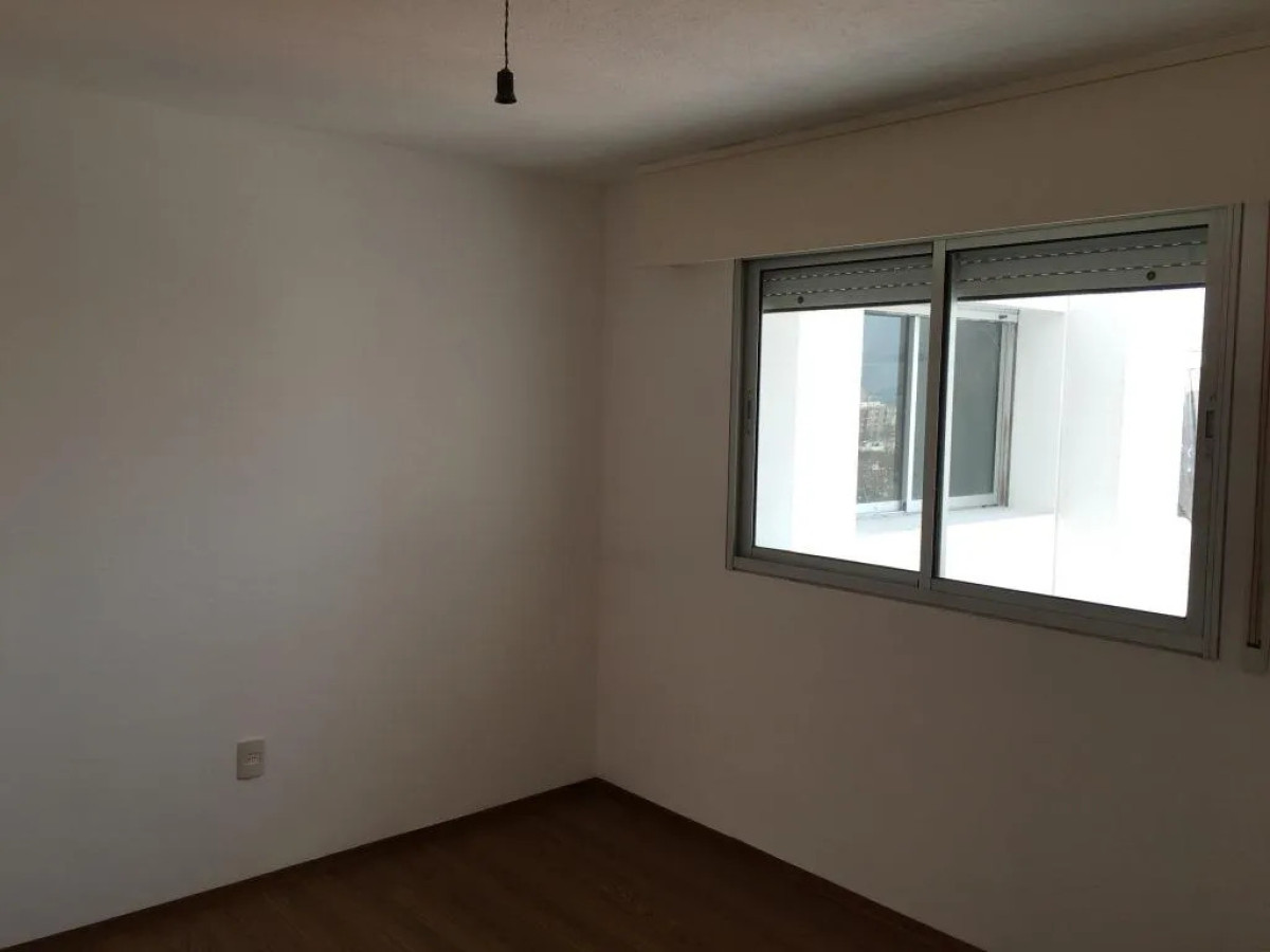 Alquiler Apartamento Nuevo 2 Dormitorios 2 Baños Con Balcón En Centro · Foto 6