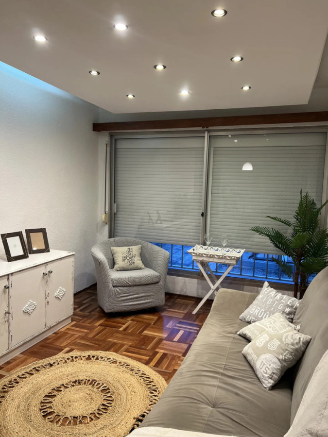 Alquiler Apartamento Semi Amueblado 3 Dormitorios 2 Baños En Cordón · Foto 7