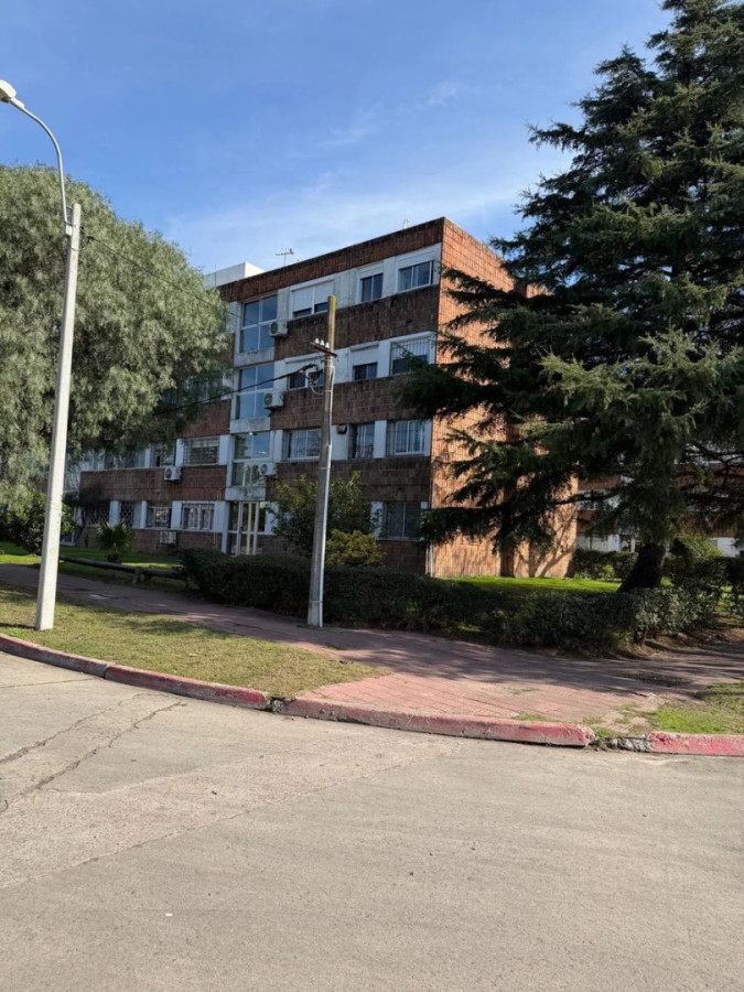 Alquiler Apartamento 3 Dormitorios En Punta Gorda · Foto 2