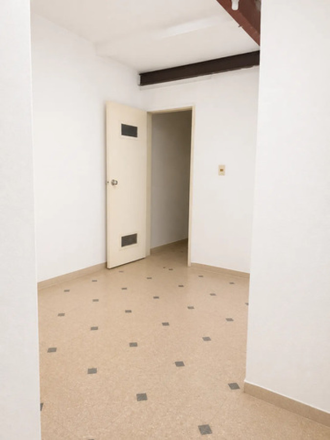 Alquiler Excelente Local Comercial De 150mts En La Aguada · Foto 8