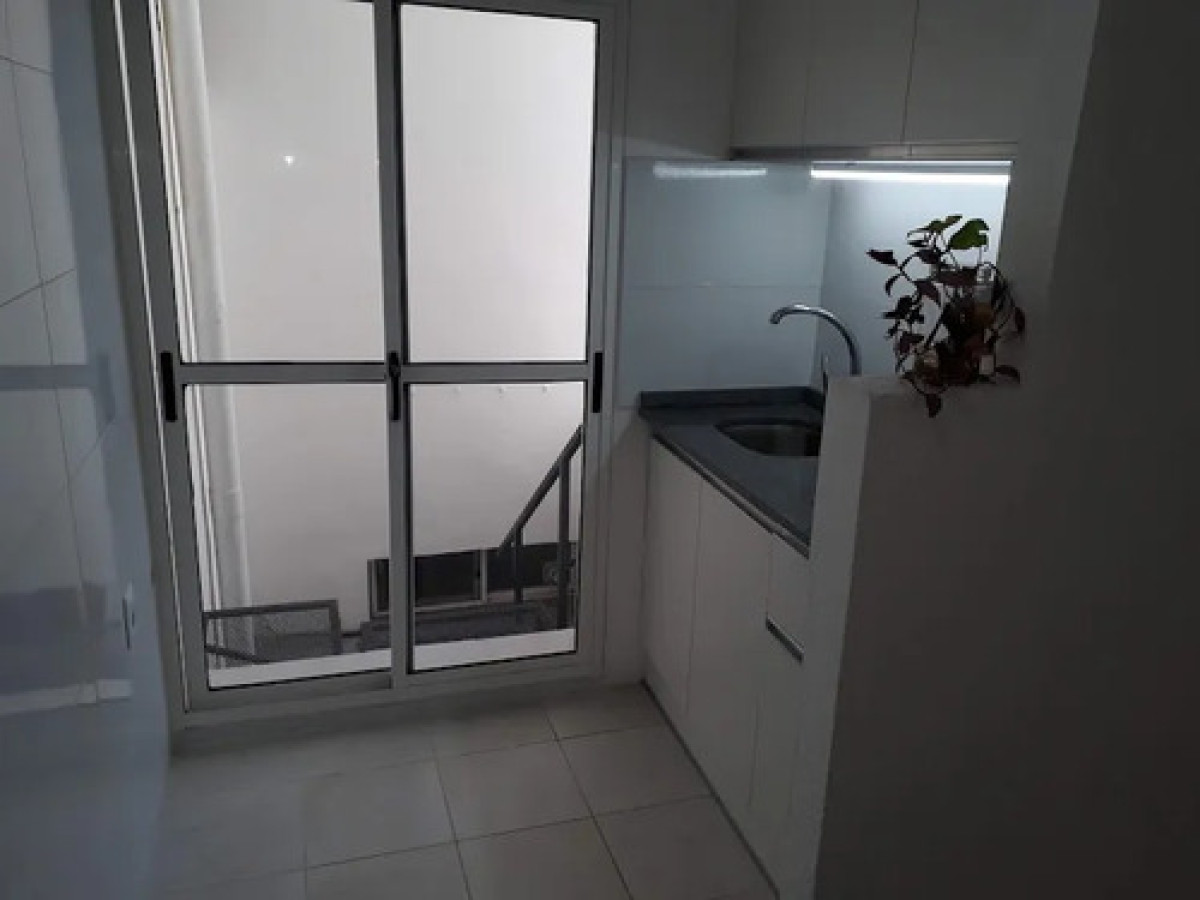 Alquiler Apartamento De 2 Dormitorios Muy Buena Ubicación En La Blanqueada · Foto 10