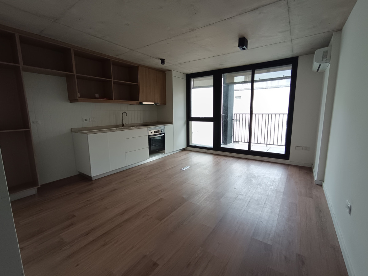 Alquiler Apartamento Nuevo De 1 Dormitorio Balcón Con Cochera En Centro