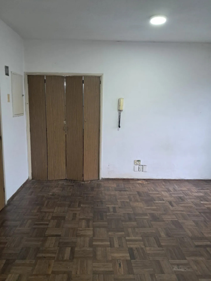 Alquiler De Monoambiente Excelente Ubicación En Cordón · Foto 6