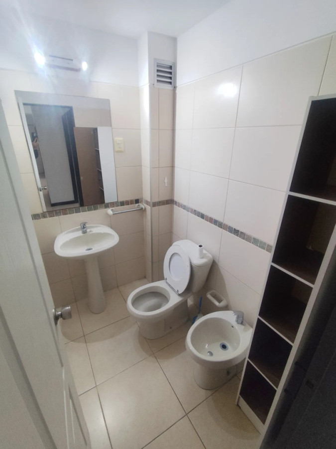 Alquiler Apartamento De 2 Dormitorios Excelente Condiciones En Aguada · Foto 12