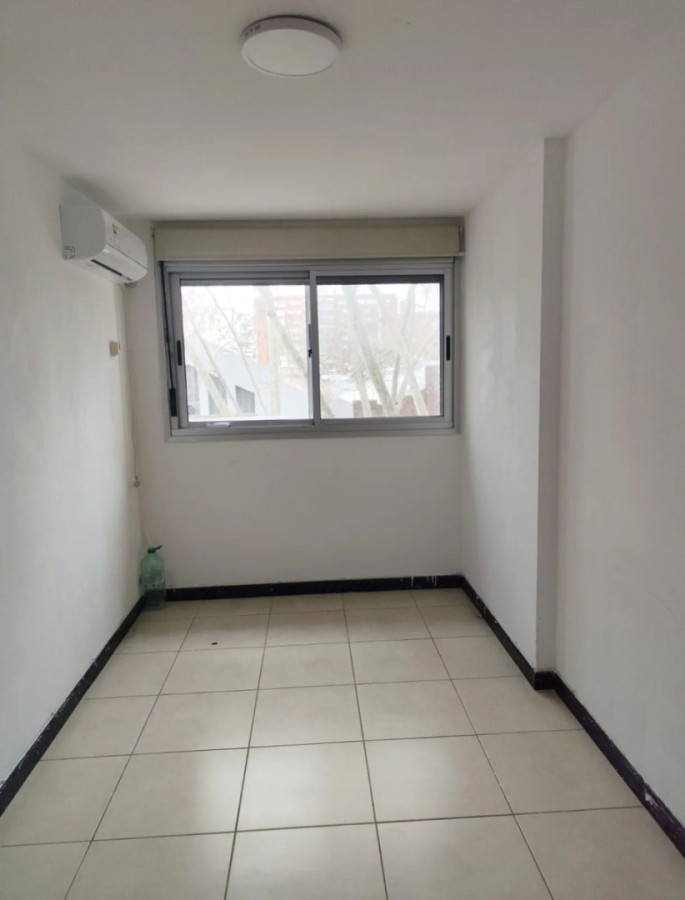 Alquiler Apartamento De 2 Dormitorios Excelente Condiciones En Aguada · Foto 8