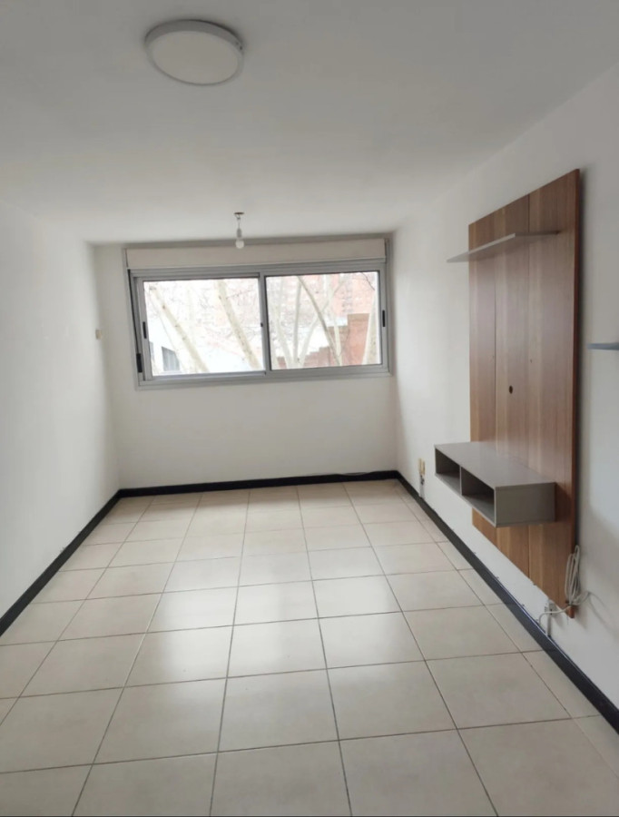 Alquiler Apartamento De 2 Dormitorios Excelente Condiciones En Aguada · Foto 9
