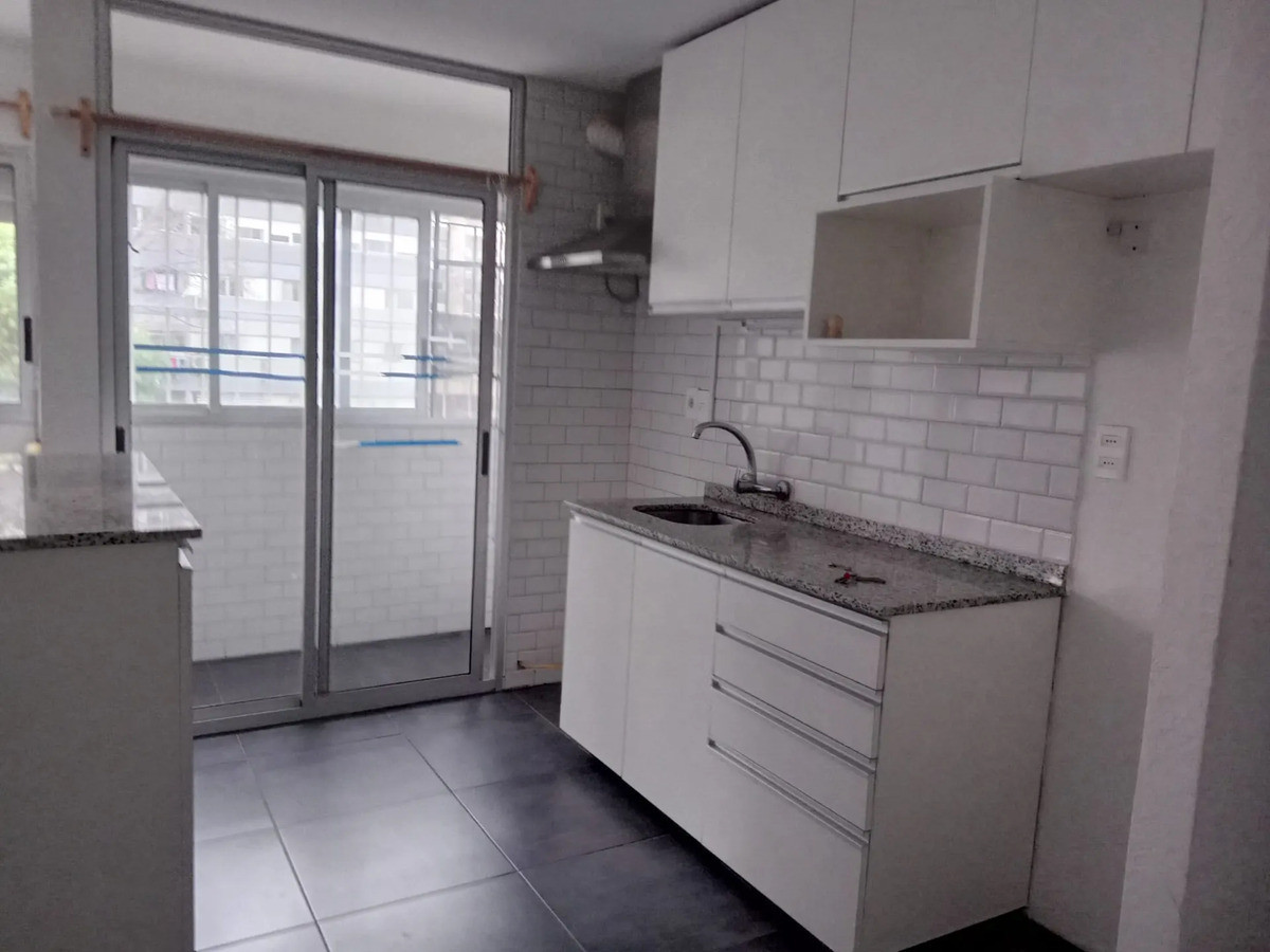 Alquiler Apartamento EE70 A Nuevo 1 Dormitorio En Malvin Norte.