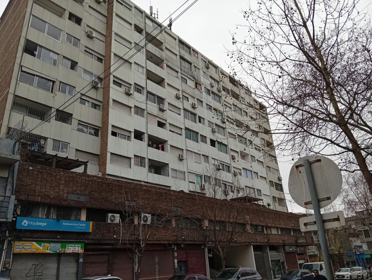 Alquiler Apartamento De 1 Dormitorio Muy Luminoso En Centro · Foto 10
