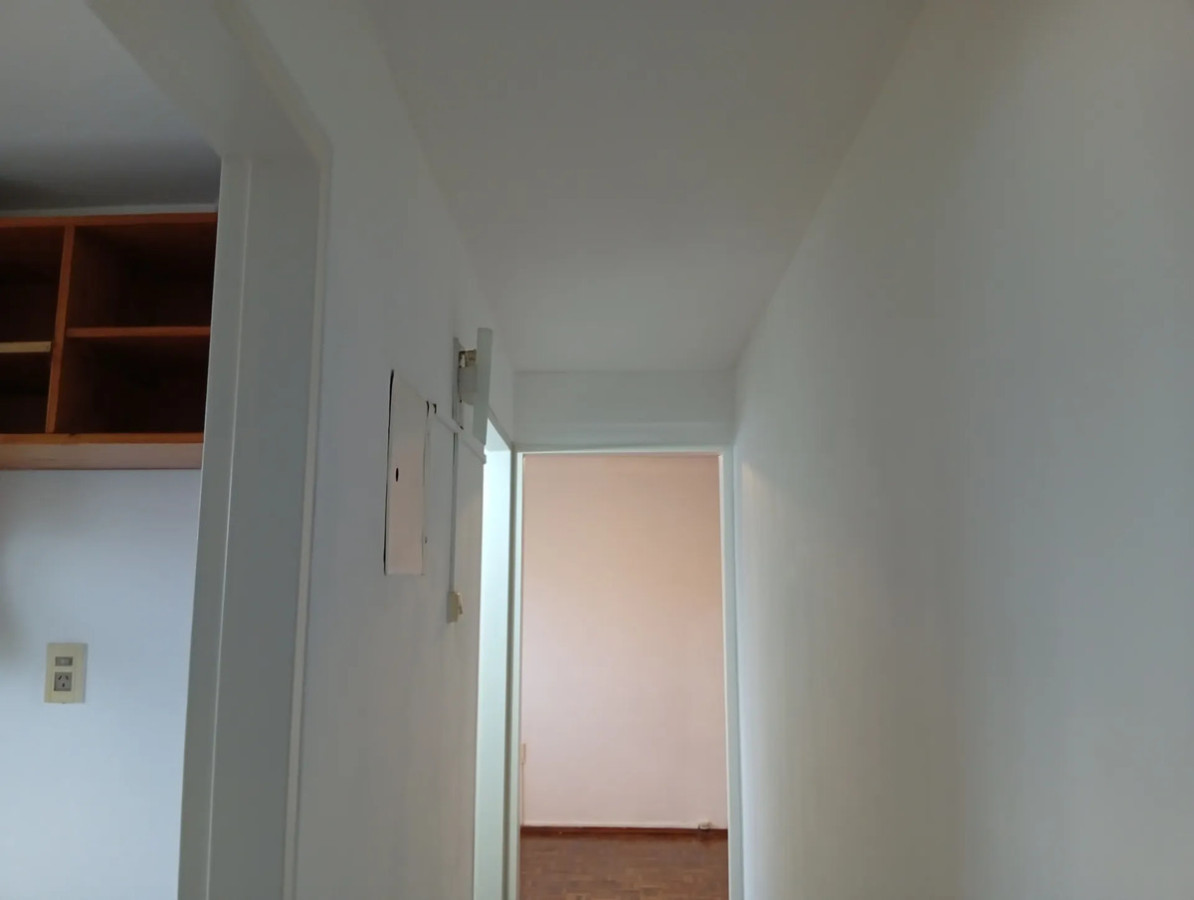 Alquiler Apartamento De 1 Dormitorio Muy Luminoso En Centro · Foto 5