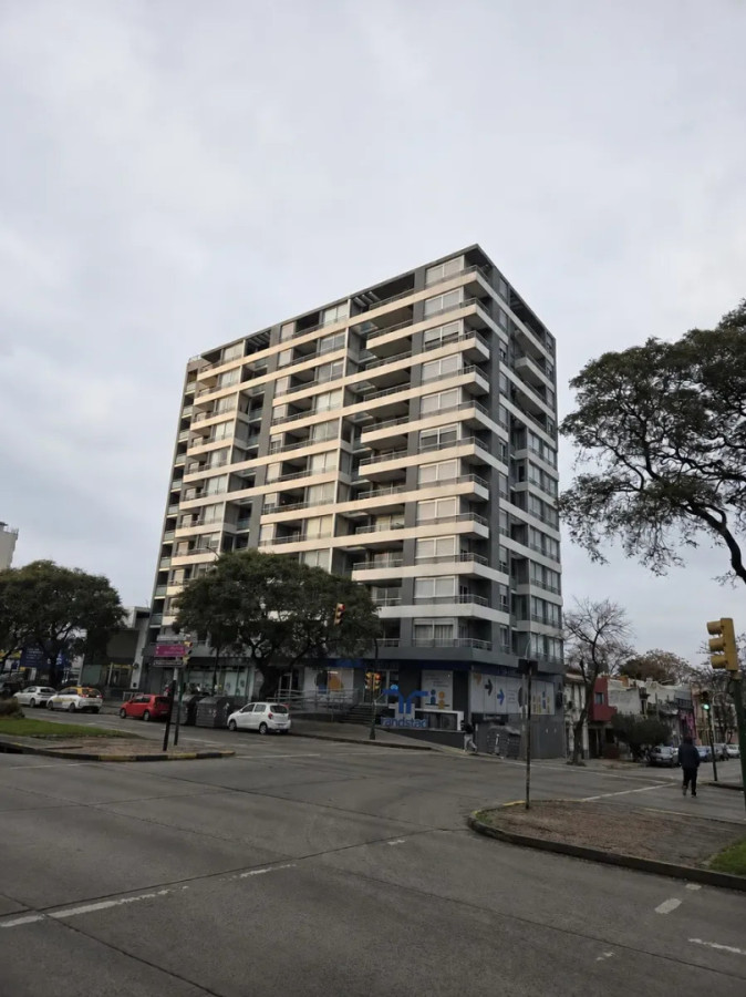 Alquiler Apartamento 1 Dormitorio Vista Despejada En Tres Cruces · Foto 9