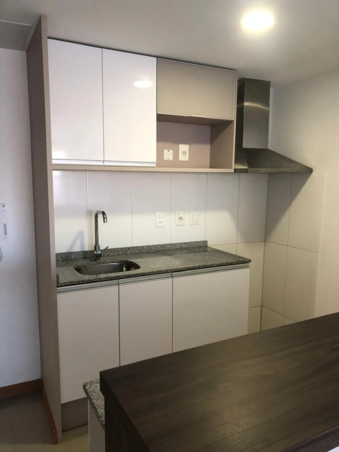 Alquiler Apartamento 1 Dormitorio Vista Despejada En Tres Cruces · Foto 3