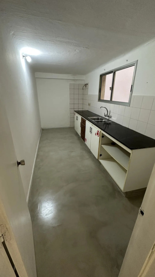 Alquiler Apartamento De 2 Dormitorios Amplio Excelente Estado En Ciudad Vieja · Foto 11