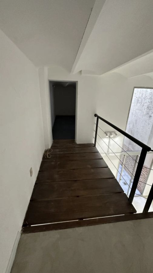 Alquiler Apartamento De 2 Dormitorios Amplio Excelente Estado En Ciudad Vieja · Foto 8