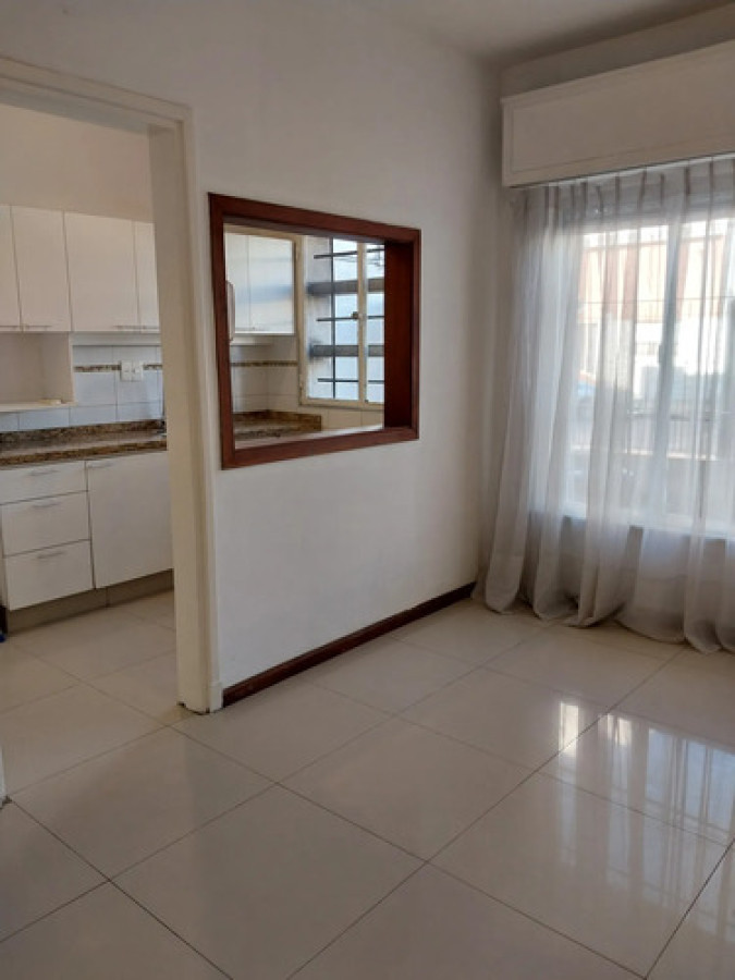 Alquiler Apartamento 2 Dormitorios 2 Baños Cochera En La Blanqueada · Foto 1